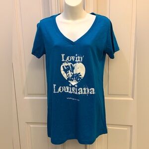 Lovin Louisiana Soft teal T-Shirt, long.  Fleur-de-lis ⚜️ 
V-Neck Size XL, New